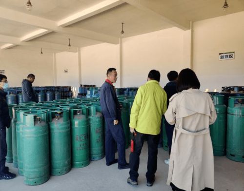 陽宗海區(qū)應(yīng)急管理局開展危險化學品安全專項檢查